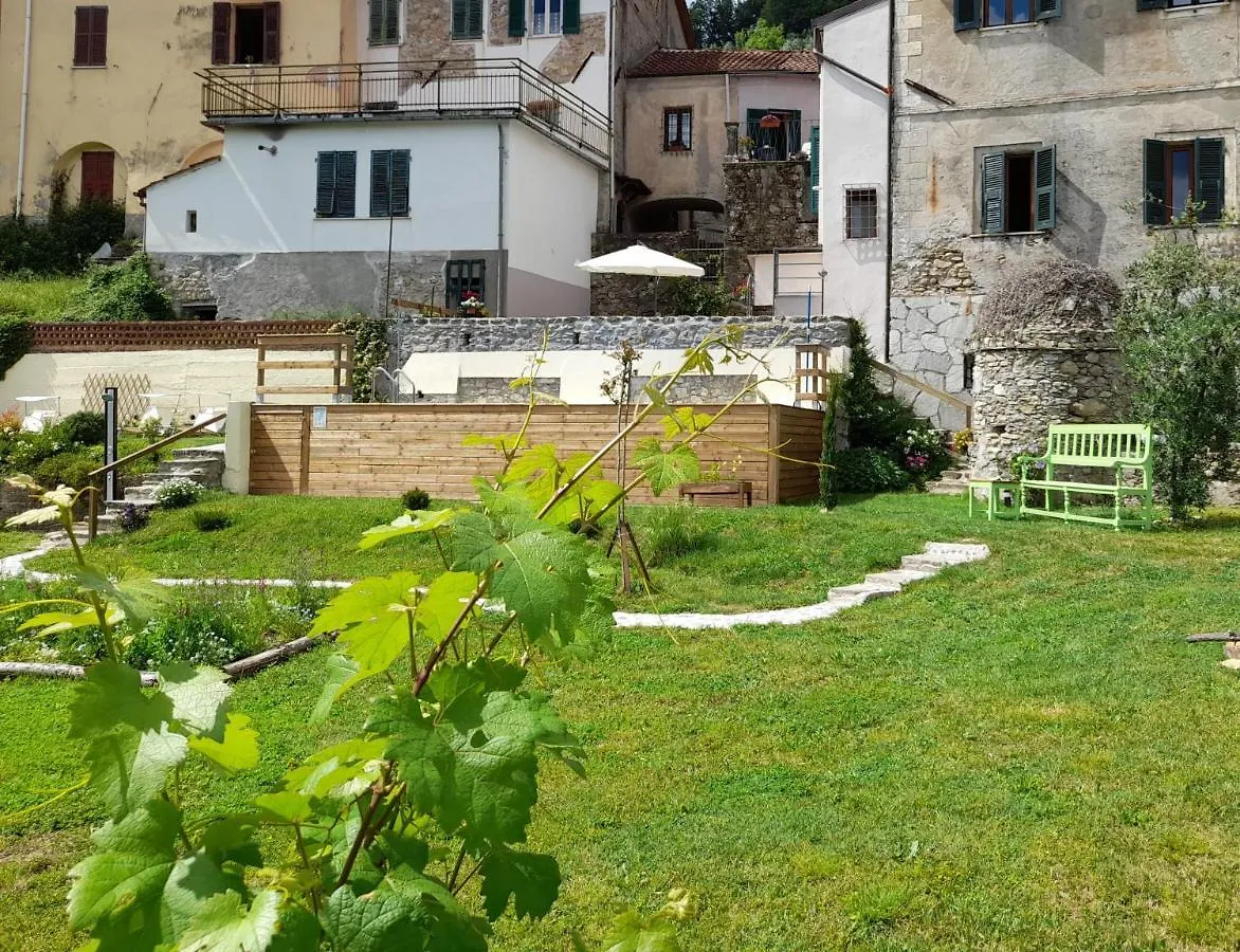 Monti Guesthouse Monti di Licciana Nardi 0*,